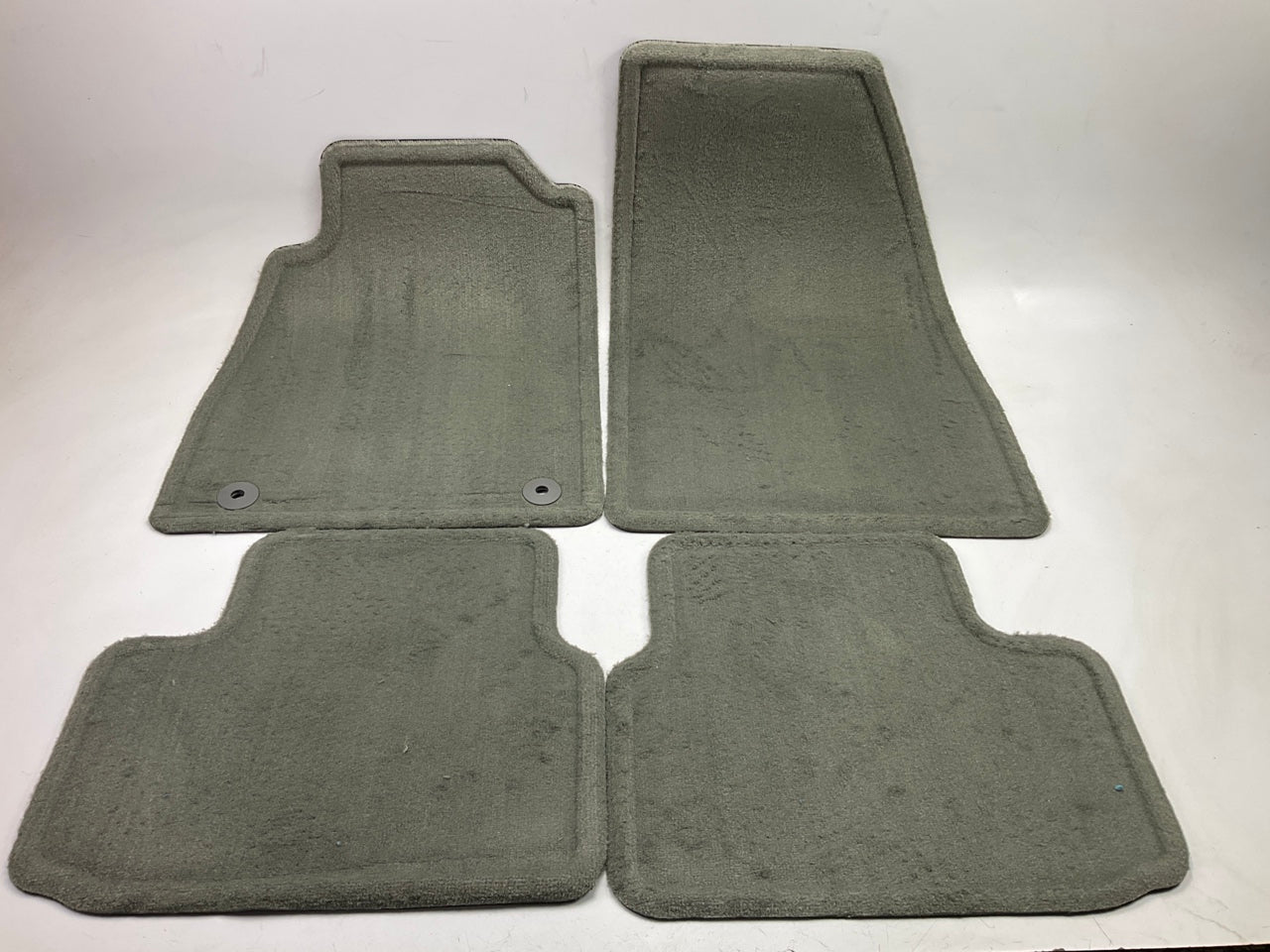 2014-2015 Malibu TITANIUM (Gray) Color OEM GM 4-Piece Floor Mat Set FRONT & REAR