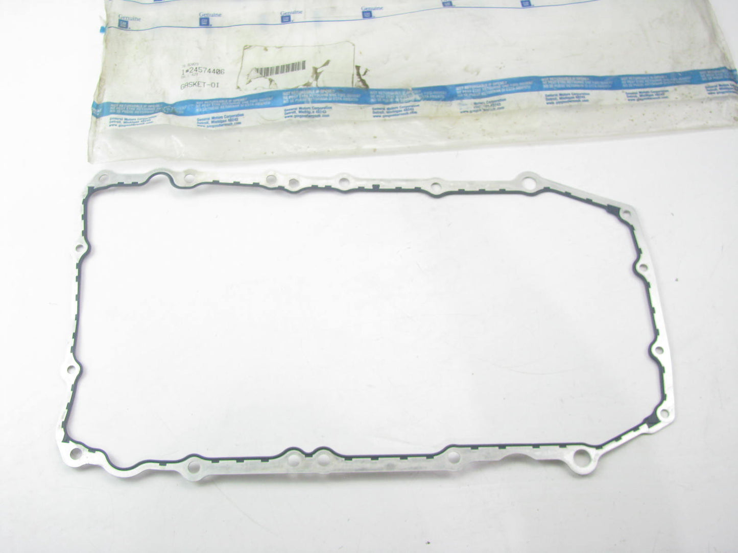 NEW - OEM GM 24574406 Engine Oil Pan Gasket