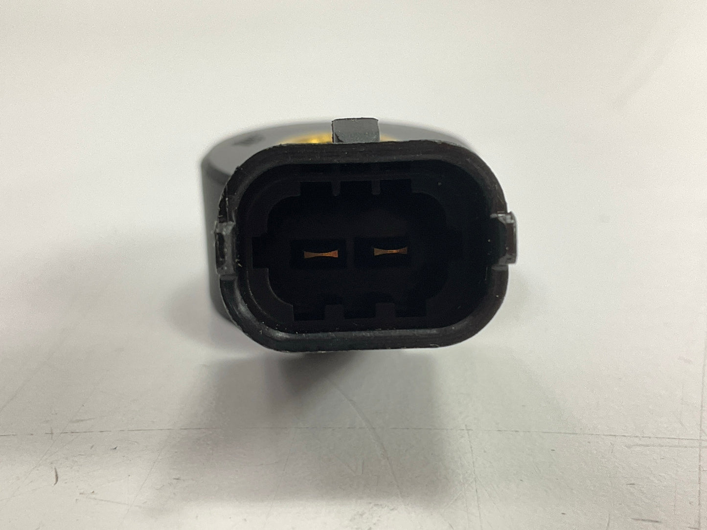NEW - OEM GM 25201064 Ignition Knock Detonation Sensor