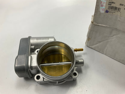 NEW - OEM GM 25312095 Fuel Injection Throttle Body 2002 Chevrolet GMC 4.2L-L6
