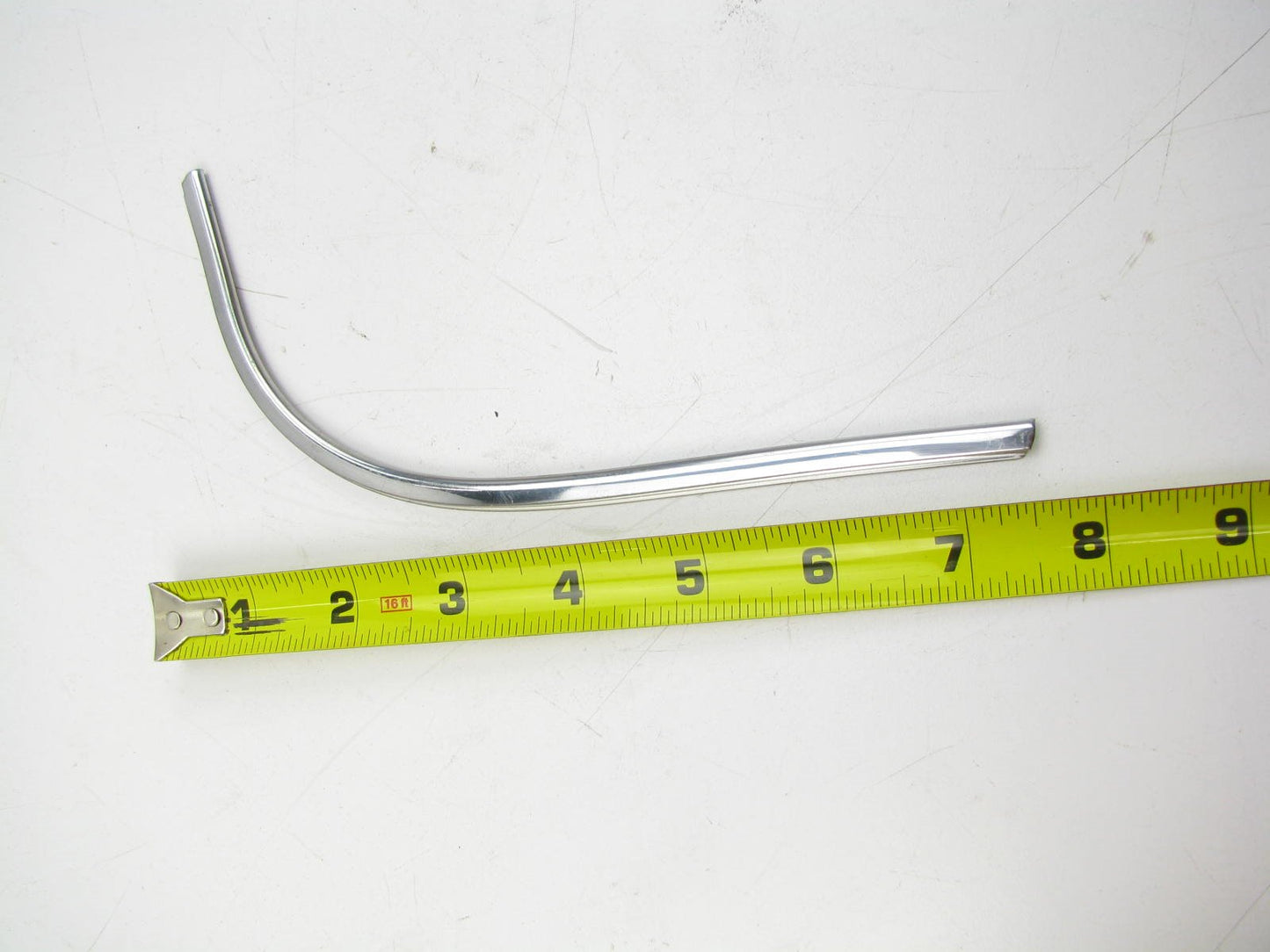 NOS OEM GM 25502014 Rear Bumper Right Passengers Side Corner Chrome Trim Molding