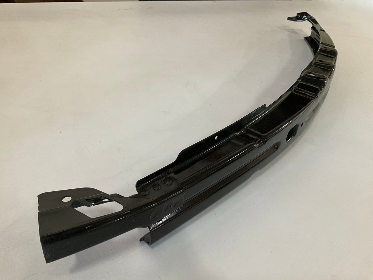 NEW OEM GM 25983100 Front Bumper Upper Impact Bar For 2008-2010 Saturn Vue