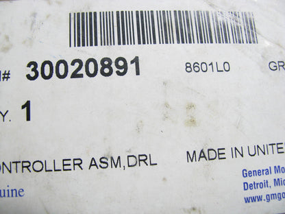 NEW OEM GM 30020891 Daytime Running Lamp Control Module DRL 99-00 Chevy Tracker