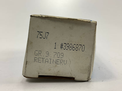 NEW - OEM GM 3986870 Cigar Cigarette Lighter Retainer