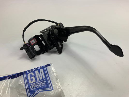 NEW - OEM GM 42595593 Hood Safety Catch 2017-2021 Chevrolet Trax W/ Remote Start