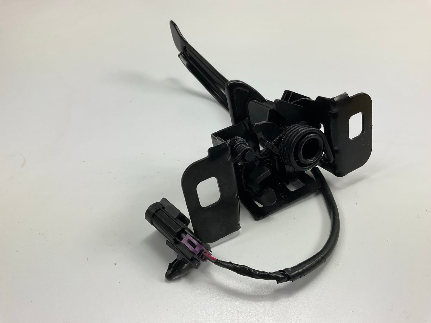 NEW - OEM GM 42595593 Hood Safety Catch 2017-2021 Chevrolet Trax W/ Remote Start