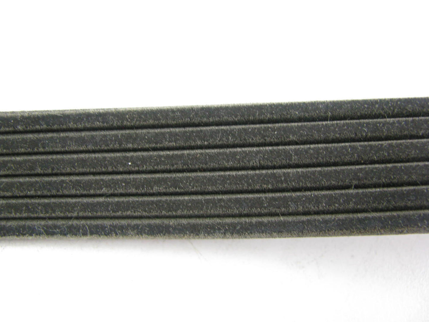 GENUINE OEM GM 55563926 Serpentine Belt 2011-16 Chevrolet 1.8L Models W/ AC