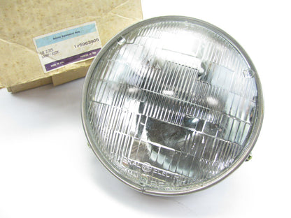 NEW GENUINE OEM GM 5963905 Sealed Beam Headlight Lamp Assembly 68-74 GM X-Body