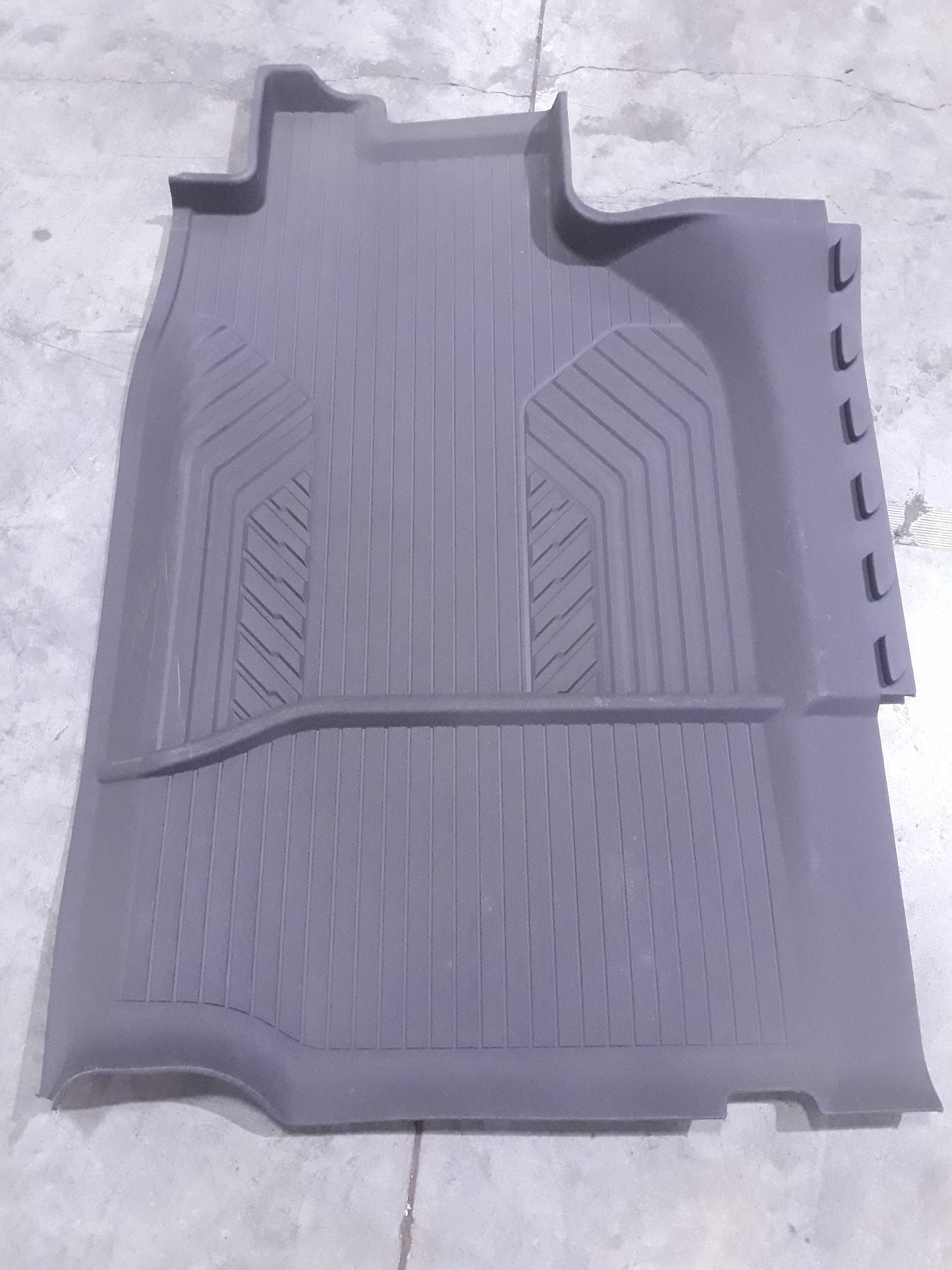 2nd Row Interlocking Premium All-Weather Rubber Floor Liner Mats OEM GM 84348199