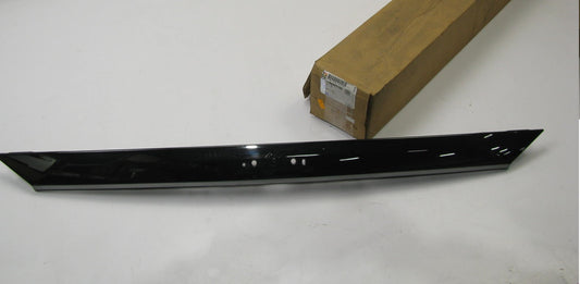 NEW GM 84465109 REAR Liftgate Moulding Trim For 18-19 Traverse BLACK ICE CHROME