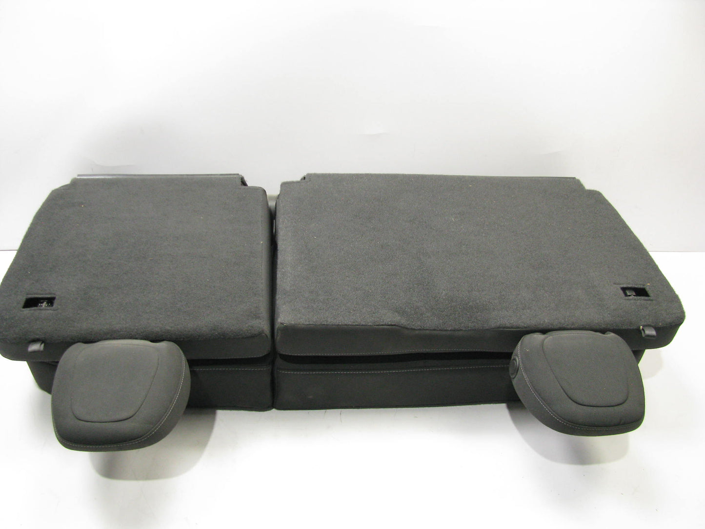 NEW OEM GM 84664228 Rear Bench Seat For 2018-2020 GMC Terrain JET BLACK