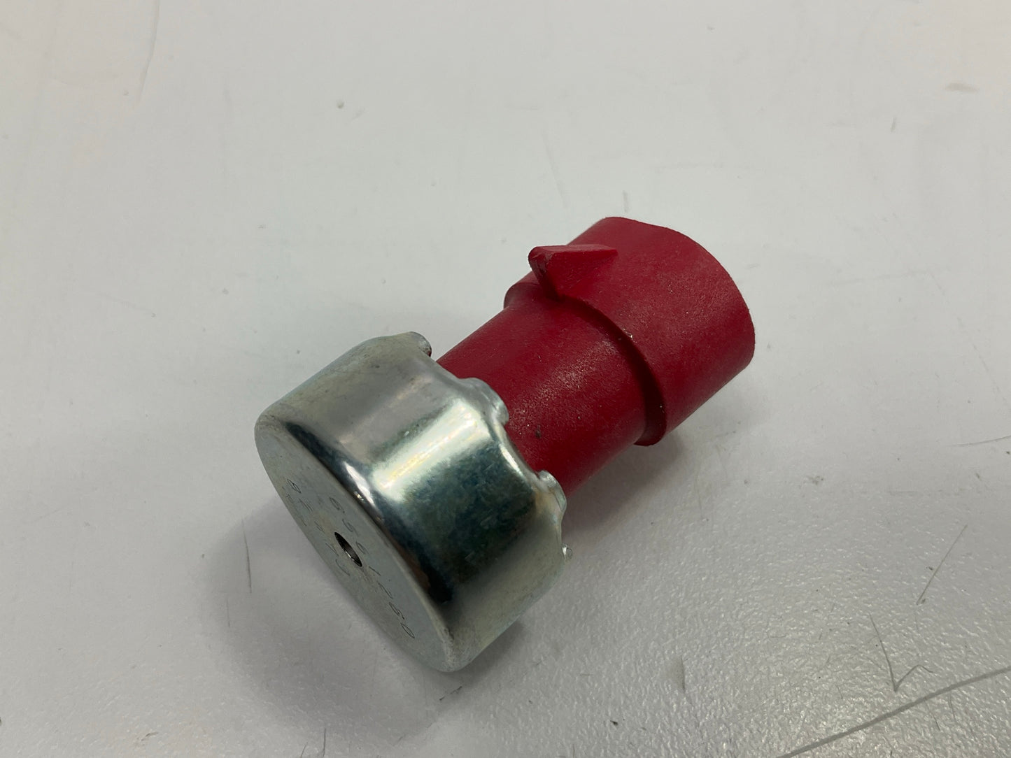 NEW - OEM GM 89019197 HVAC Pressure Switch