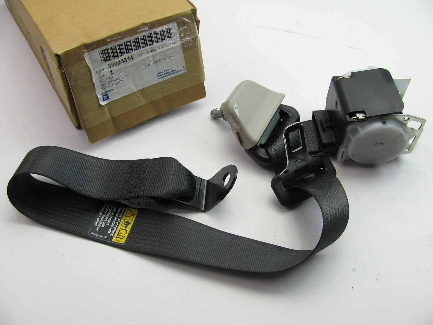 New Genuine OEM Rear Right Safety Belt & Retractor For GM 89023314