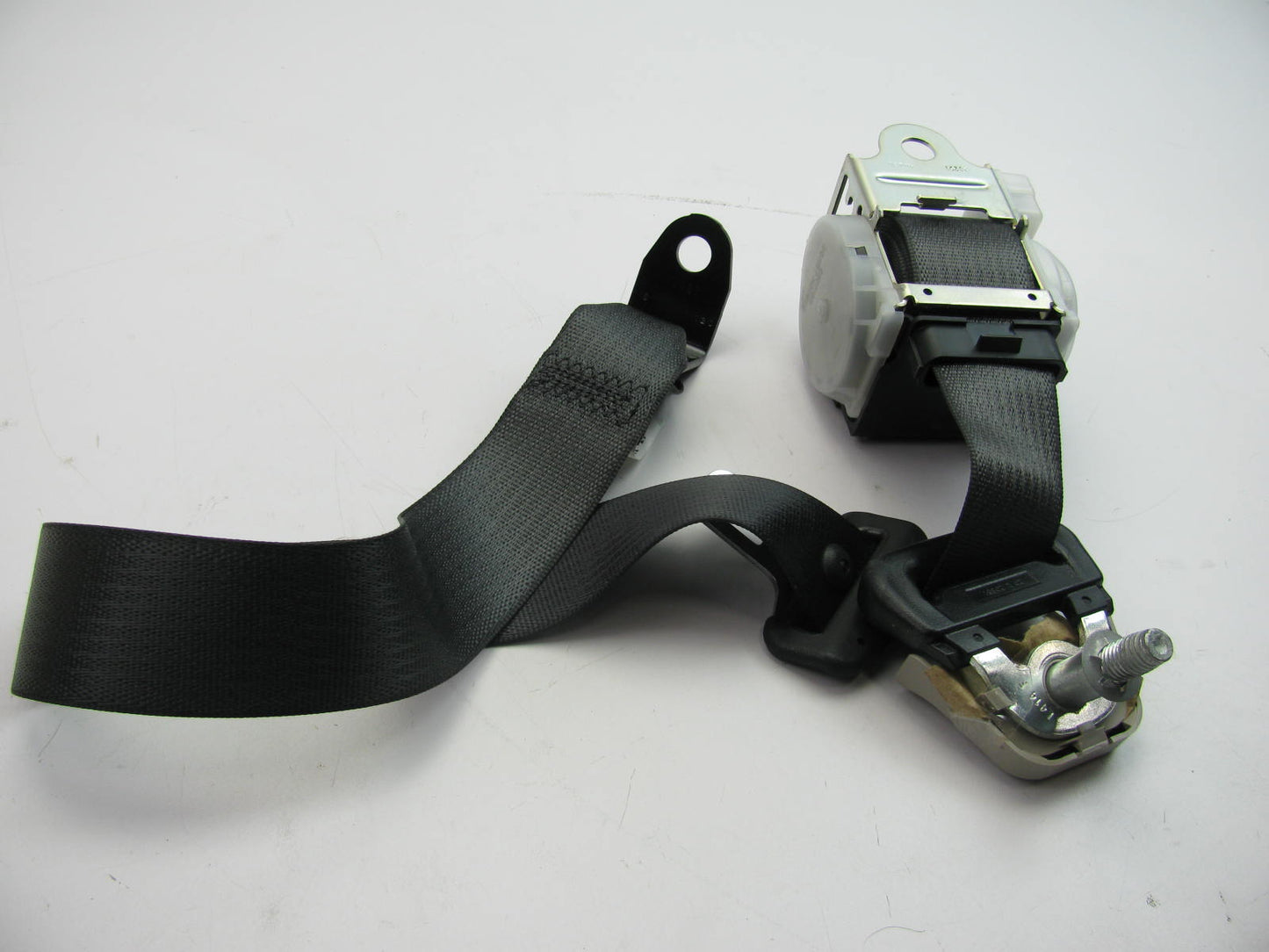 New Genuine OEM Rear Right Safety Belt & Retractor For GM 89023314