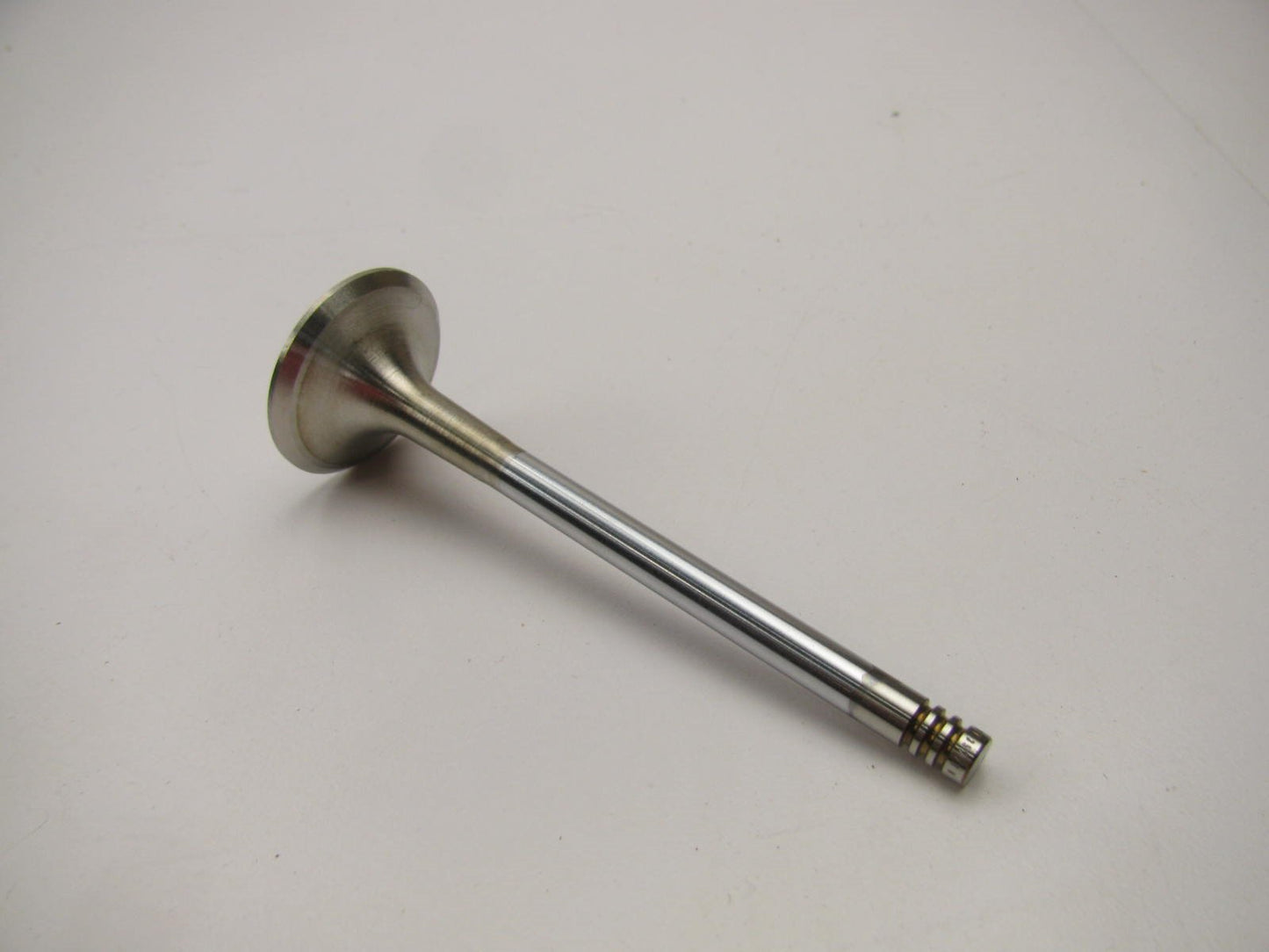 NEW OEM GM 90410816 Engine Exhaust Valve