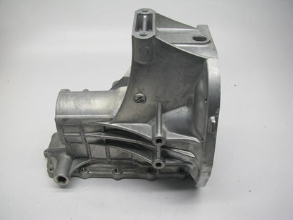 NEW GM 91174558 5-Speed Manual Transmission Extension Housing 1999-2003 Tracker