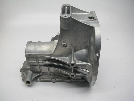 NEW GM 91174558 5-Speed Manual Transmission Extension Housing 1999-2003 Tracker