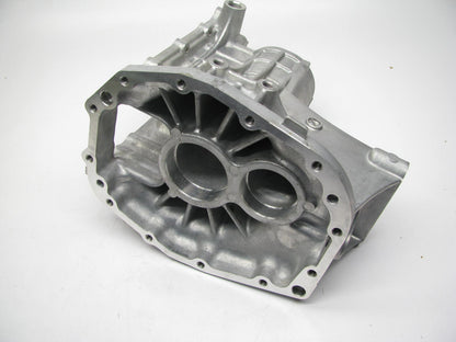 NEW GM 91174558 5-Speed Manual Transmission Extension Housing 1999-2003 Tracker