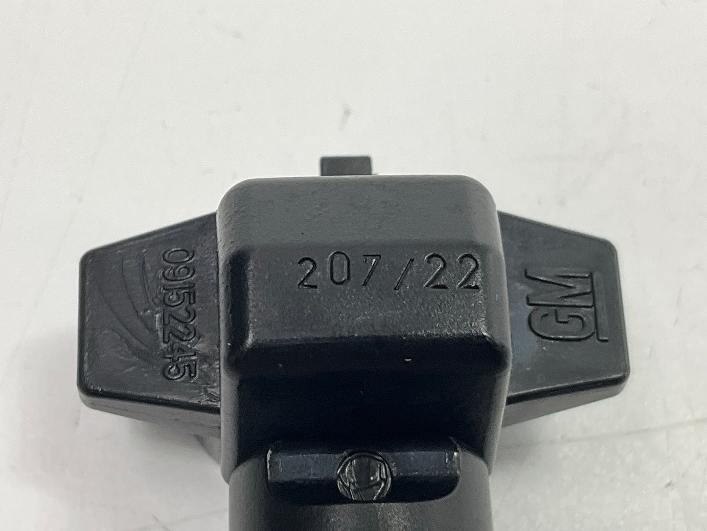 NEW - OEM GM 9152245 Ambient Air Temperature Sensor