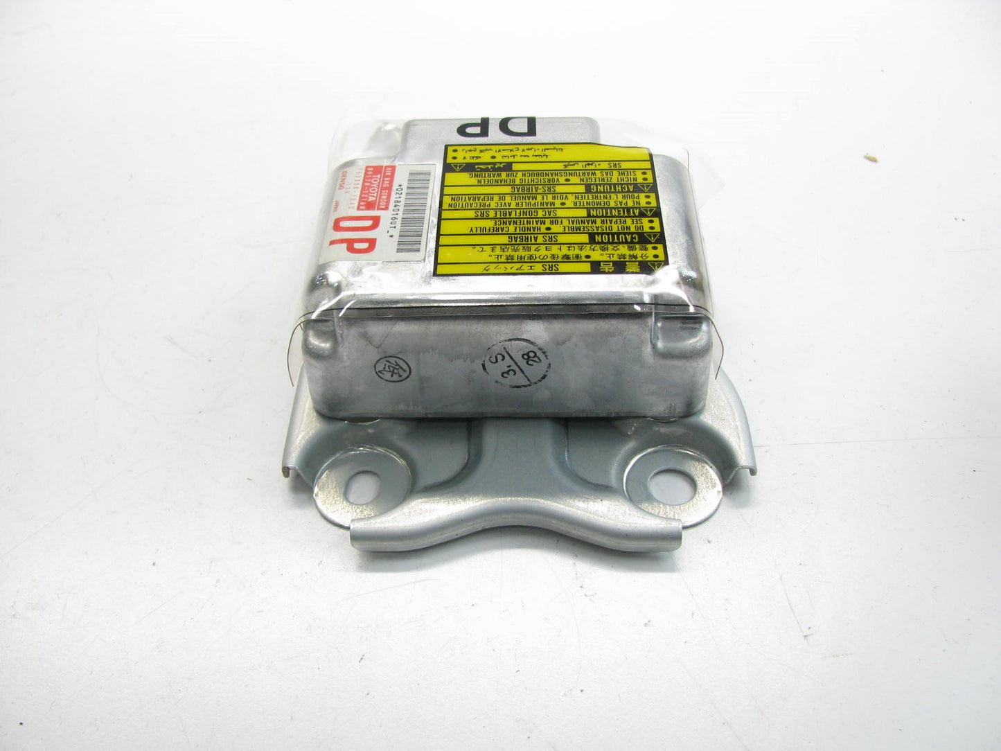 NEW OEM 94858444 SRS System Control Crash Sensor Module - 96-97 Corolla, Geo