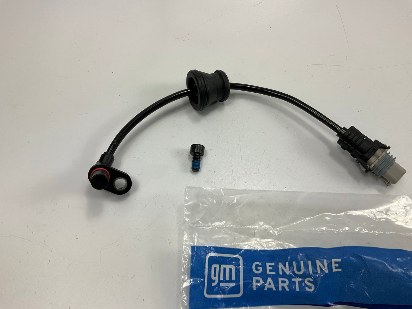 NEW - OEM GM 96626080 Rear ABS Wheel Speed Sensor