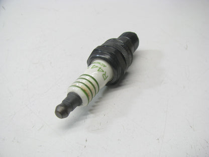 (8) NEW - OEM R44NS AC Acniter Ignition Spark Plug Green Ring - 5613339