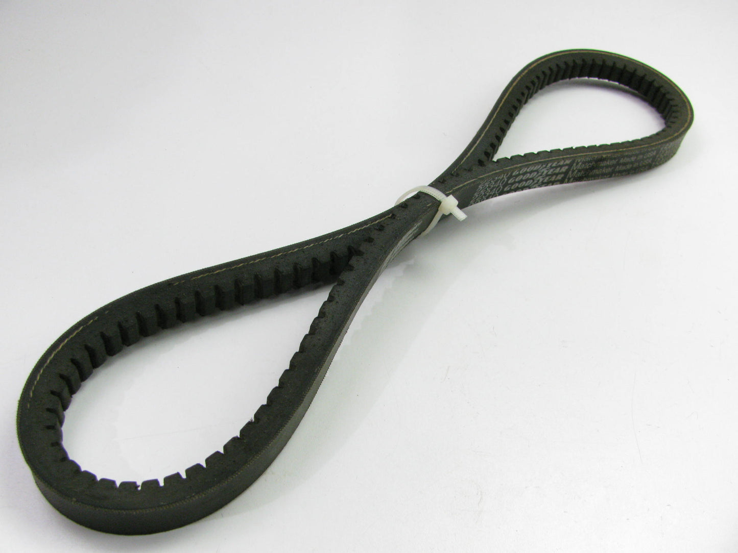 Goodyear 15AV0850 Truck & Bus Accessory Drive Belt