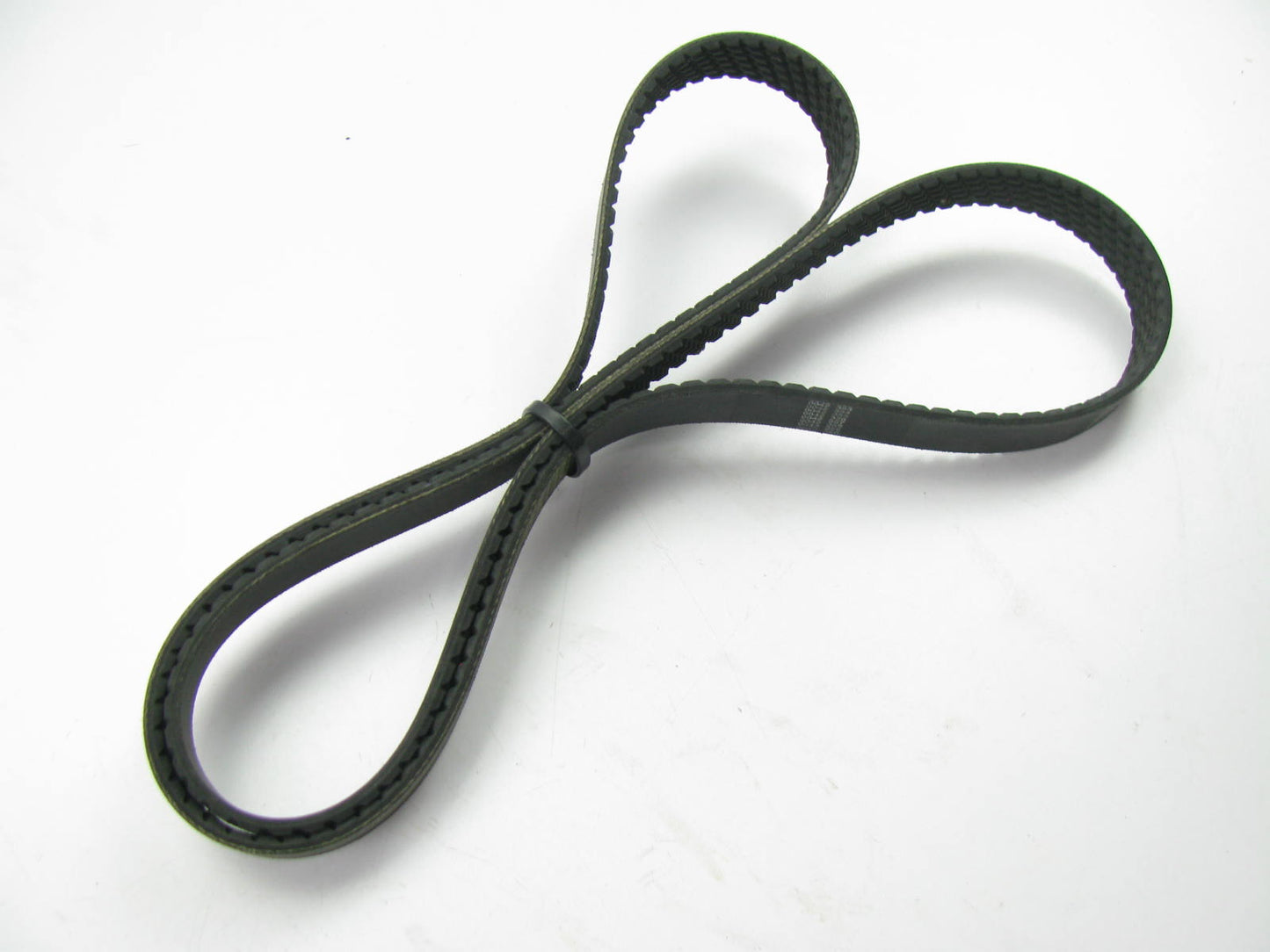 Goodyear 4060560 Serpentine Belt - 0.84'' X 56.50'' - 6 Ribs