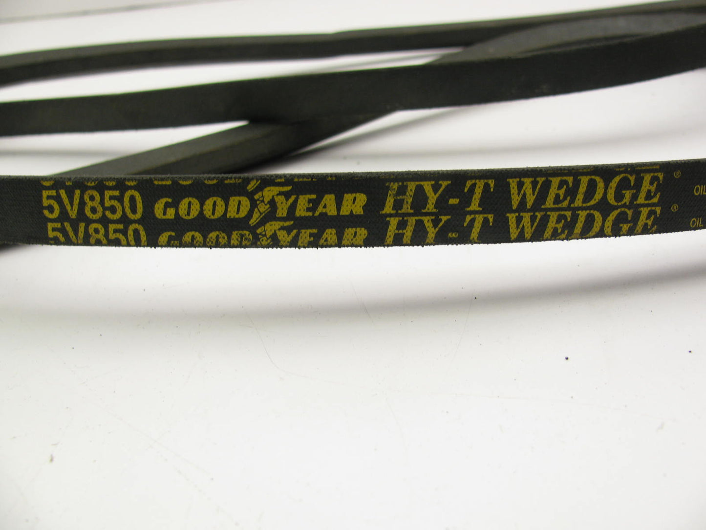 Goodyear 5V850 Industrial V-Wedge Accessory Drive Belt - 21/32'' X 85''