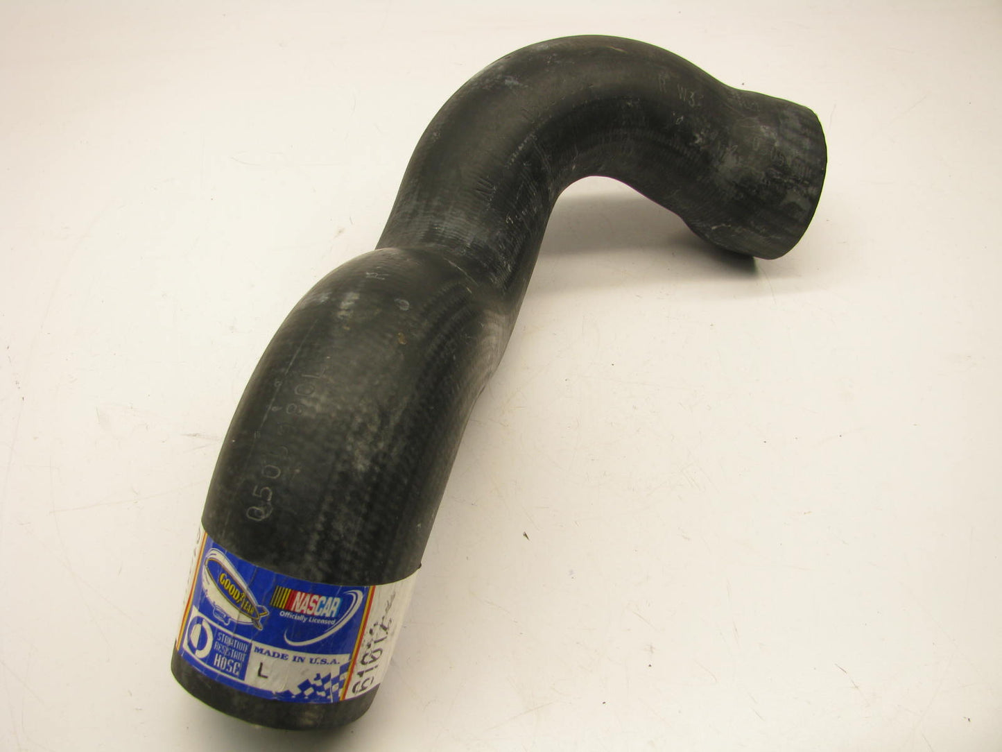 Goodyear 61012 Molded Radiator Coolant Hose - Lower 1976-1977 Chevy P30 454 7.4L