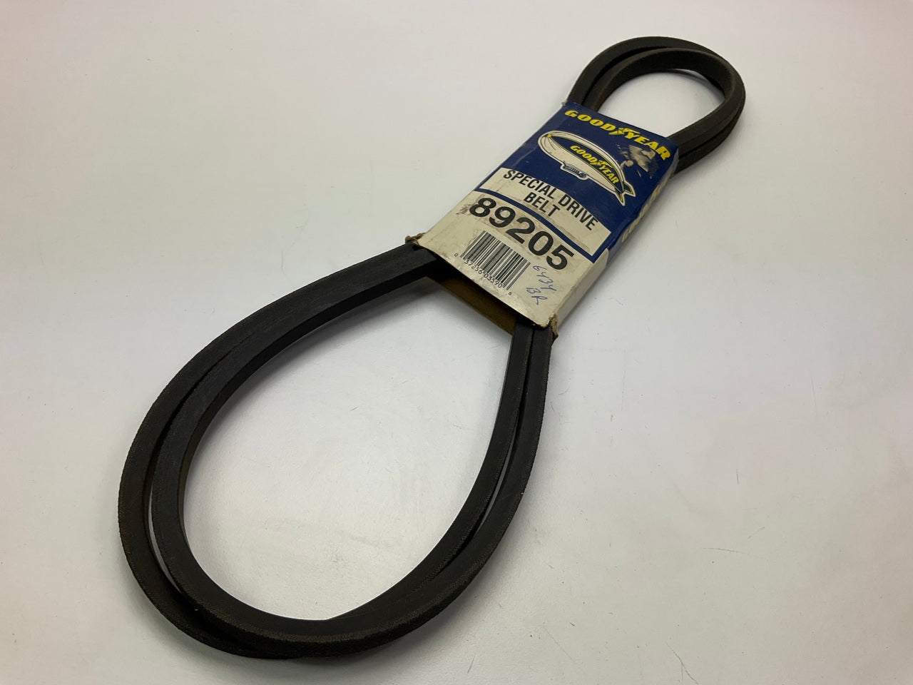 Goodyear 89205 Heavy Duty Lawn & Garden Power Equipment Belt - 1/2'' X 82''