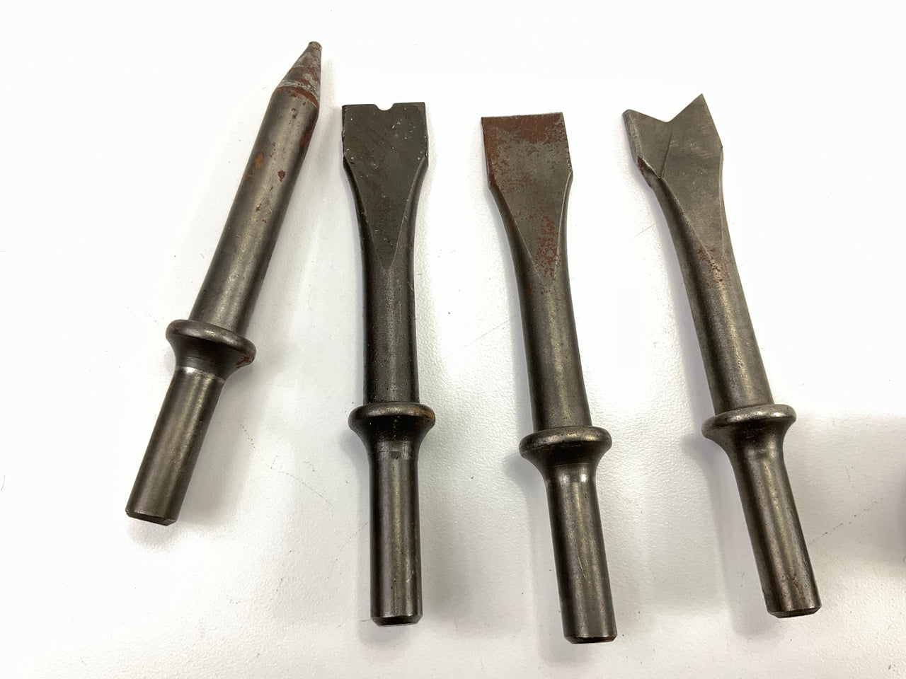 Goodyear GY2005 Air Hammer Kit With Chisels, 4500 RPM, 4 CFM