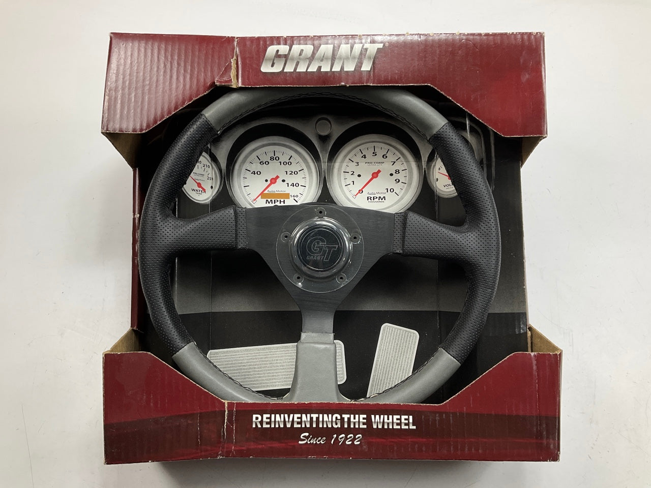 Grant 1066 Formula 1 Steering Wheel, 14'' Diameter