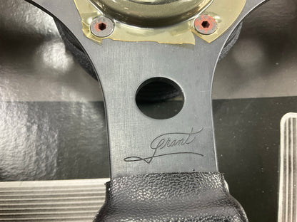 Cosmetic Damage # 9 - Grant 1103 GT Rally 13.5'' Steering Wheel
