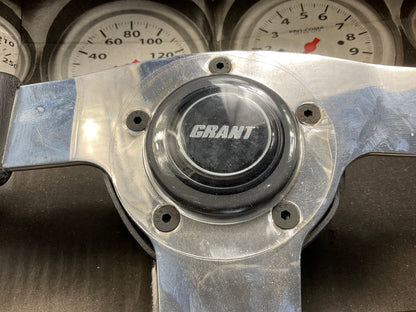 COSMETIC DAMAGE - Grant 1103 GT Rally 13.5'' Steering Wheel