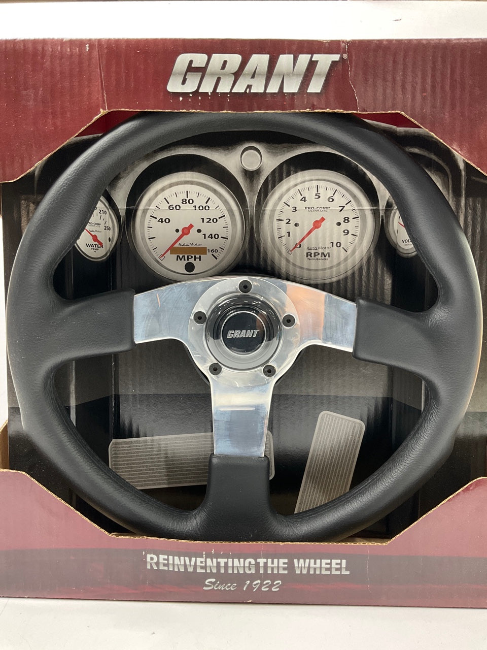 Grant 1103 GT Rally 13.5'' Steering Wheel