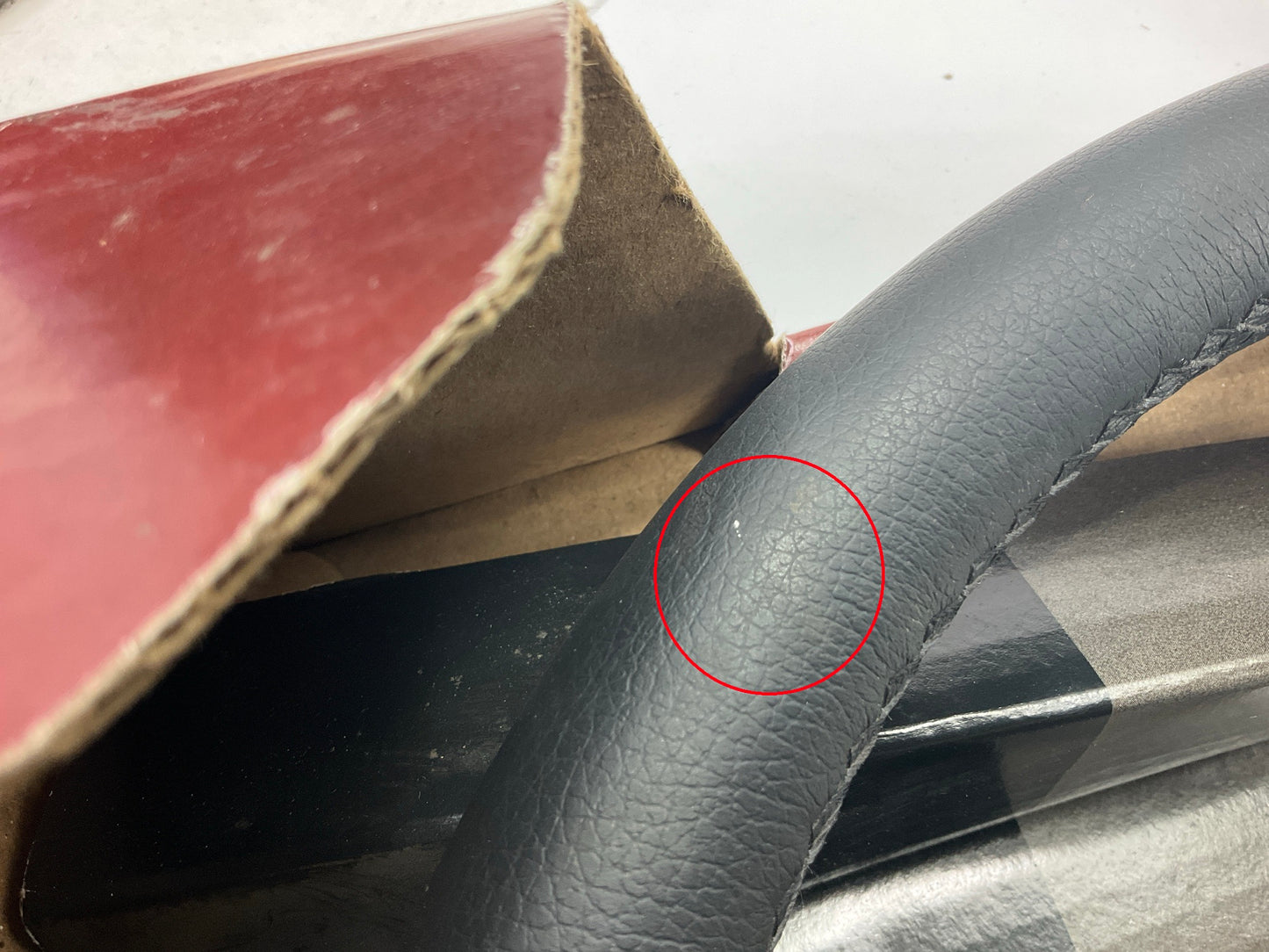 NEW - SCRATCHED - Grant 15201 Steering Wheel, 14-3/4'' Dia., 3-1/4'' Dish