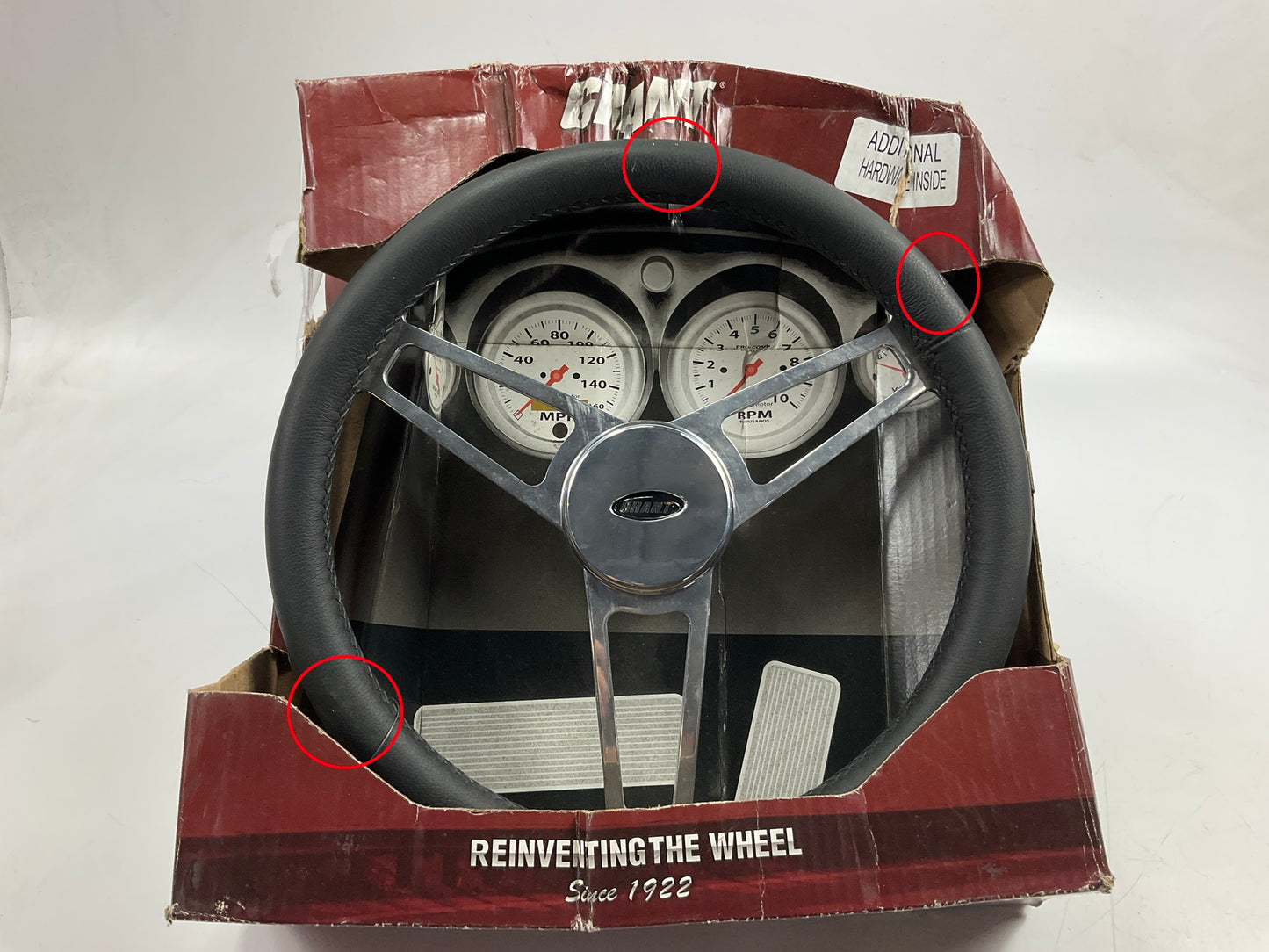 NEW - SCRATCHED - Grant 15201 Steering Wheel, 14-3/4'' Dia., 3-1/4'' Dish