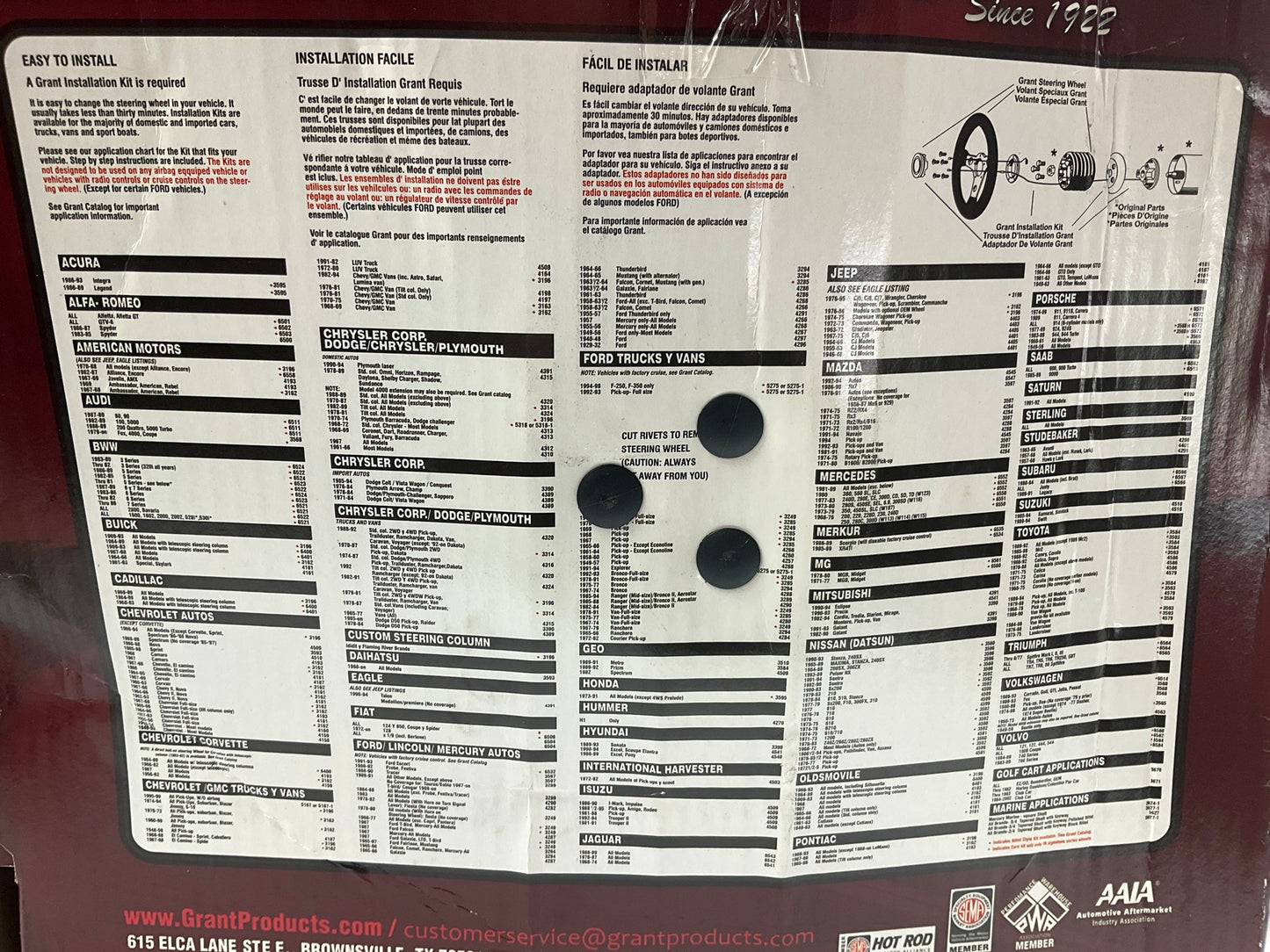 COSMETIC DAMAGE - Grant 15201 Steering Wheel, 14-3/4'' Dia., 3-1/4'' Dish