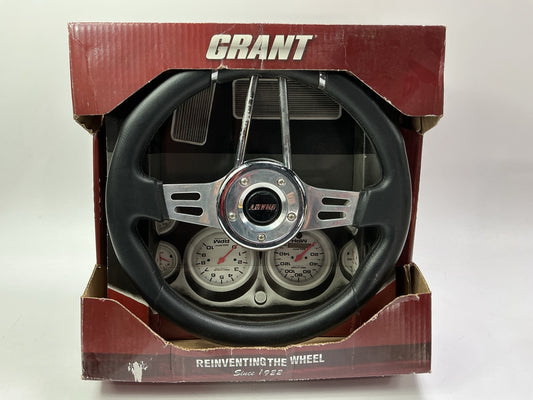 COSMETIC DAMAGE Grant 457 Club Sport Steering Wheel - 13-3/4'' Diameter, 4'' Dish