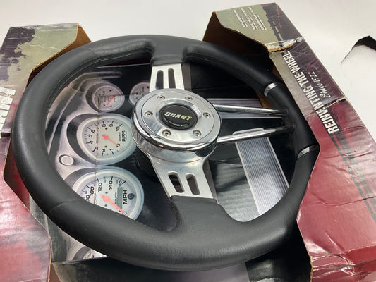 DENT & SCRATCH 17 - Grant 457 Club Sport Steering Wheel - 13-3/4'' Diam., 4'' Dish