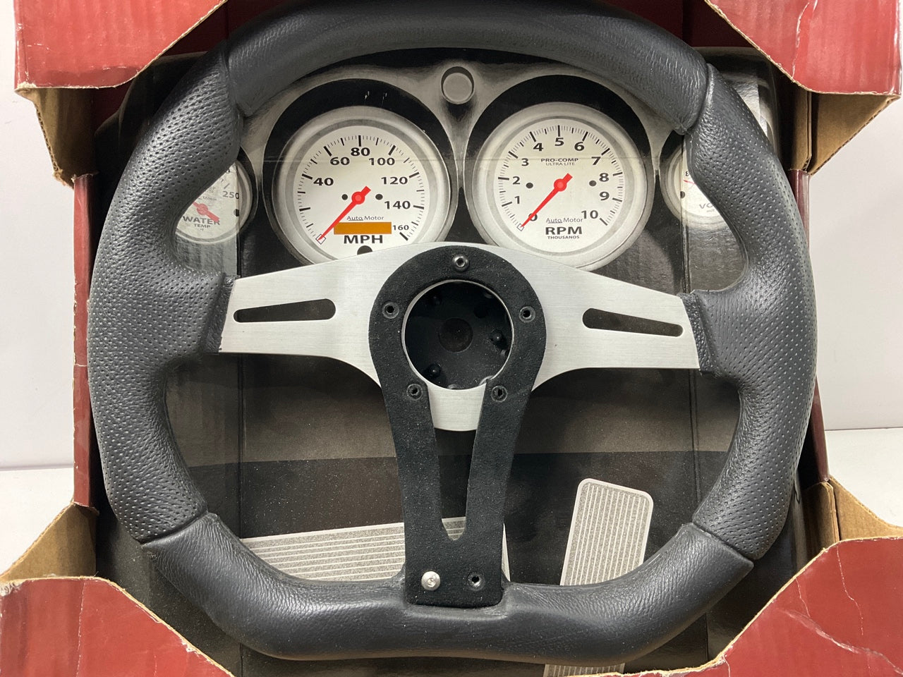 MISSING HORN BUTTON, Grant 490 D-Shape Racing Steering Wheel 13.75''x11.75''