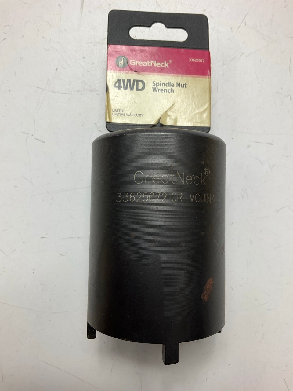Great Neck 33625072 4WD Lug Nut Spindle Socket - Dana 44