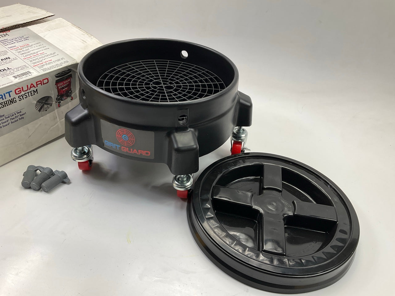 Grit Guard 5 Gallon Bucket Washing System - Car-wash System, Prevents Scratches