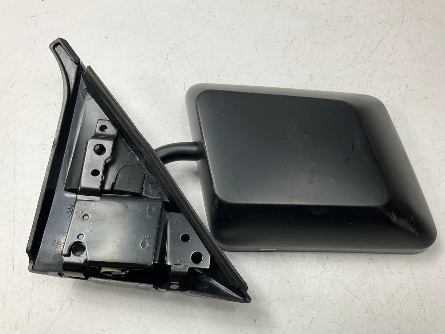 COSMETIC DAMAGE SEE PHOTOS Grote 28412-5 Blazer GMC S-10 Style Left Mirror Black