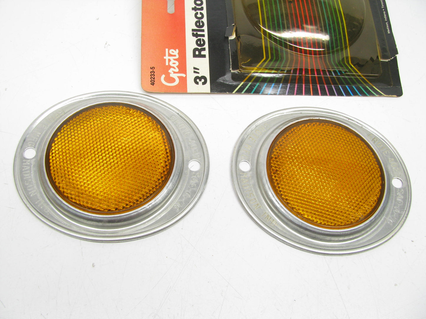(x2) Grote 40233 Aluminum 3'' Two-Hole Mounting Reflectors Yellow