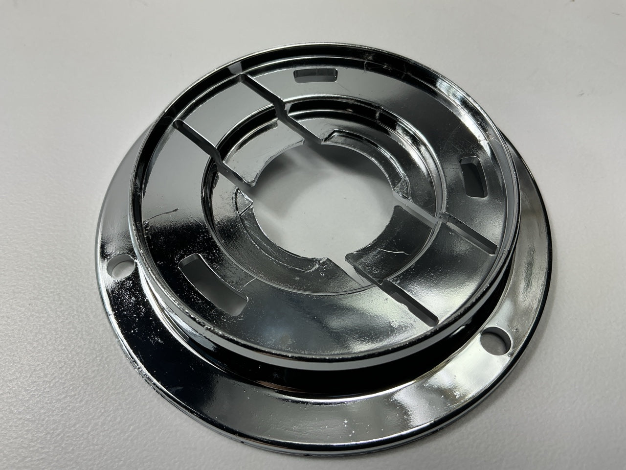 (10) Grote Theft-Resistant Mounting Flange Retention Bracket 2-1/2'' Round Light