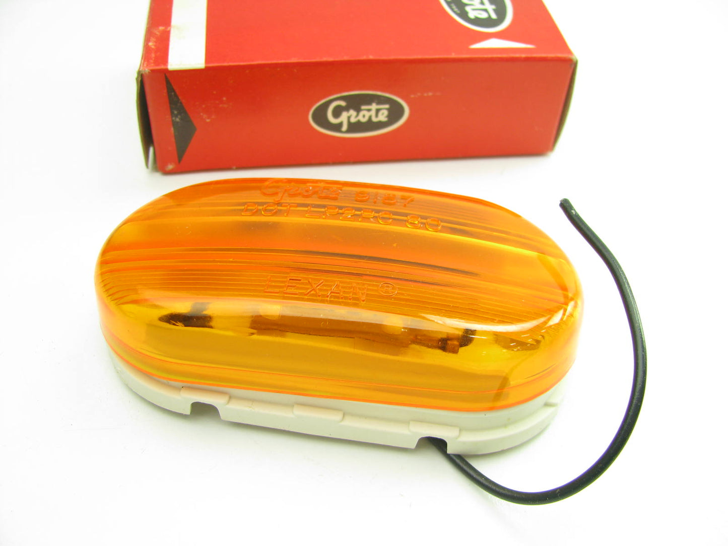 Grote 45263 Oval Two Bulb Clearance / Side Marker Light Lamp, AMBER