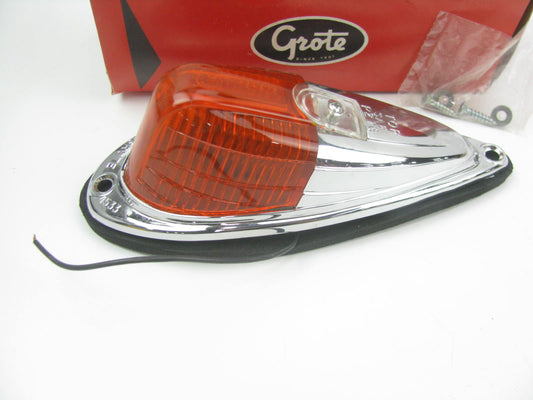 Vintage - Grote 45333 Amber Deluxe Die-Cast Metal Cab Marker Light 12V Lamp