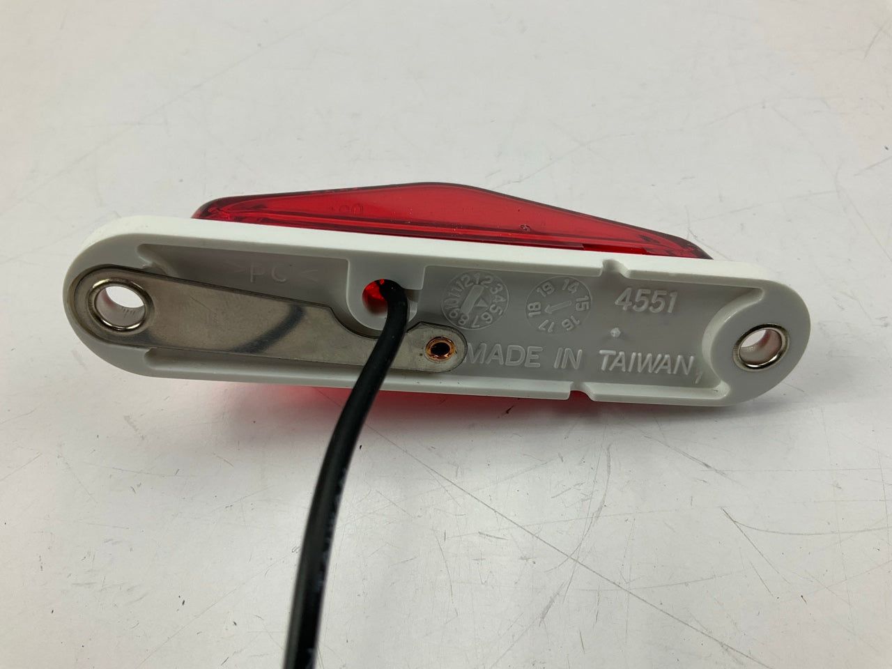 Grote 45512 Red Clearance Marker Light Lamp With Peak Lens (Blunt Cut)